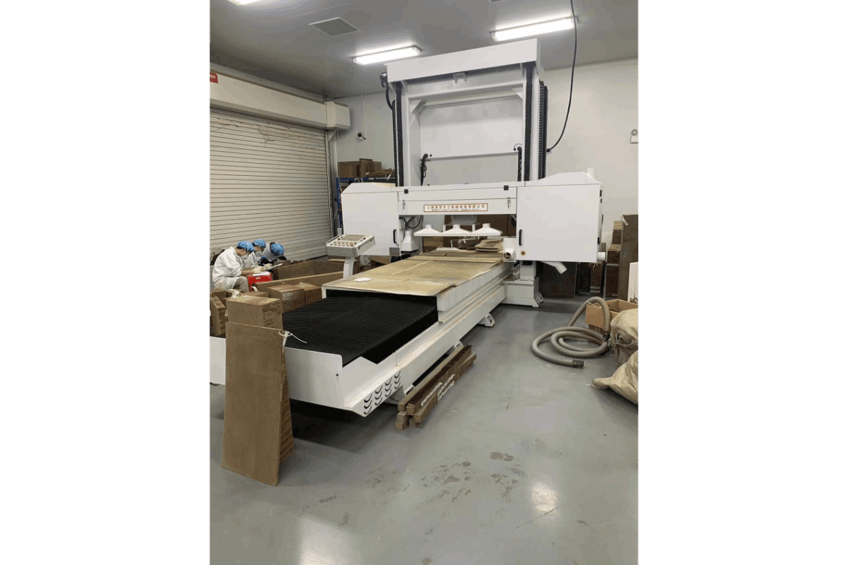 芳纶蜂窝片切机 - 高精度蜂窝材料切割设备