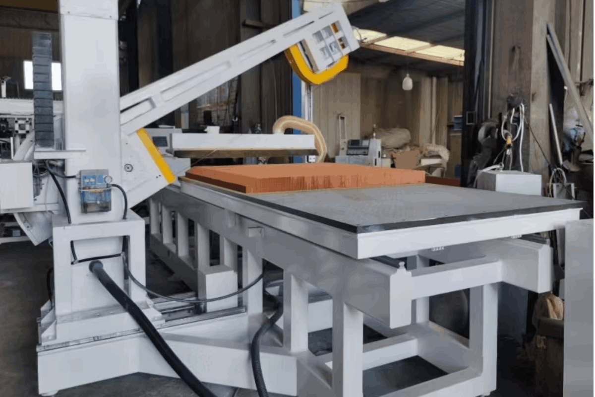 蜂窝角度锯 | 芳纶纸及泡沫蜂窝芯材角度带锯切割设备 | 精度高的水平带锯蜂窝加工