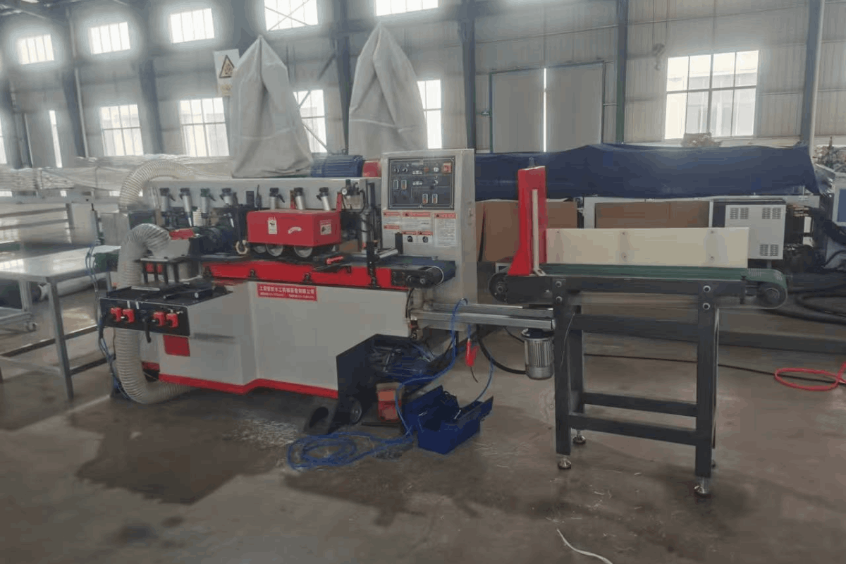 光伏板ABS板双侧倒角修边机——高效自动倒角修边设备解决方案